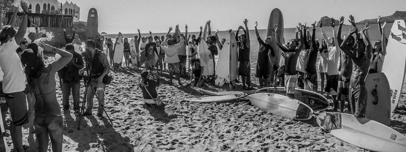 [SURF]アダムとディーンのメモリアルパドルアウトがメキシコ全土および世界中で開催され哀悼のメッセージ