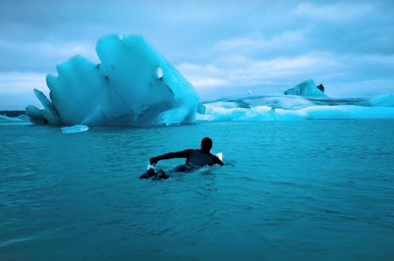 [SURF] 北極圏での美しすぎるサーフィン4K映像　息を飲む大自然の中　誰もいない海へのパドルアウト