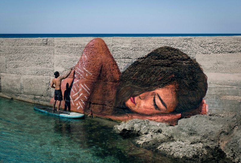 SEAN YORO “HULA” 水辺のグラフィティアーティスト
